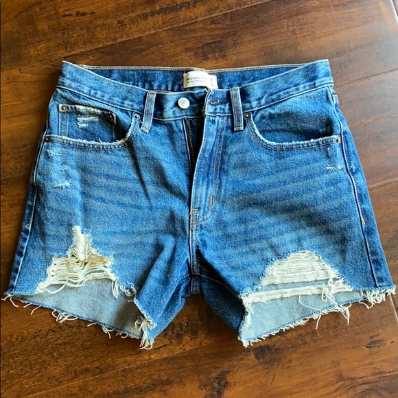 mid rise boyfriend shorts